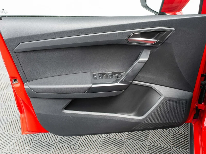 Seat Arona 9