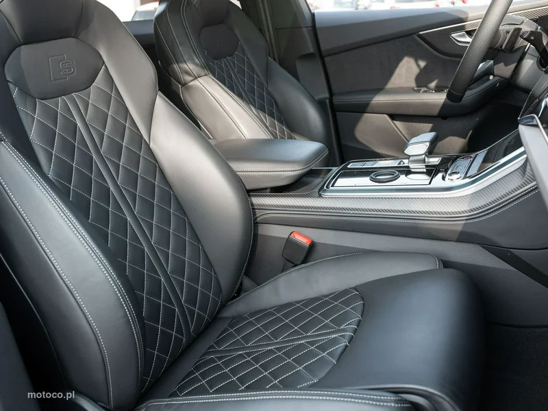 Audi SQ8 35