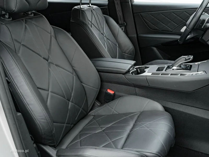 DS Automobiles DS 7 Crossback 34