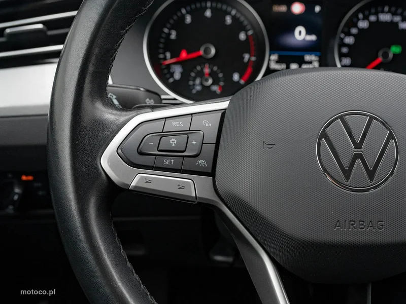 Volkswagen Passat B8 15
