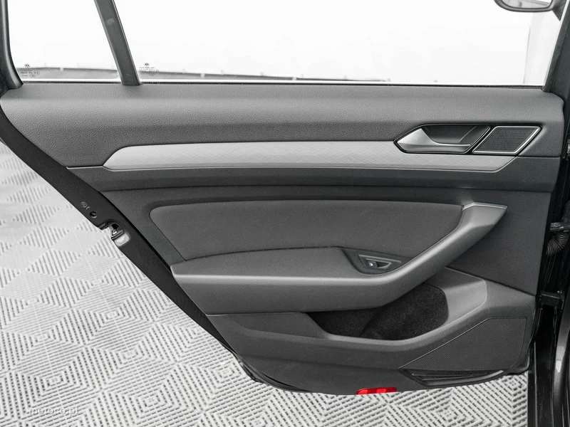 Volkswagen Passat B8 21