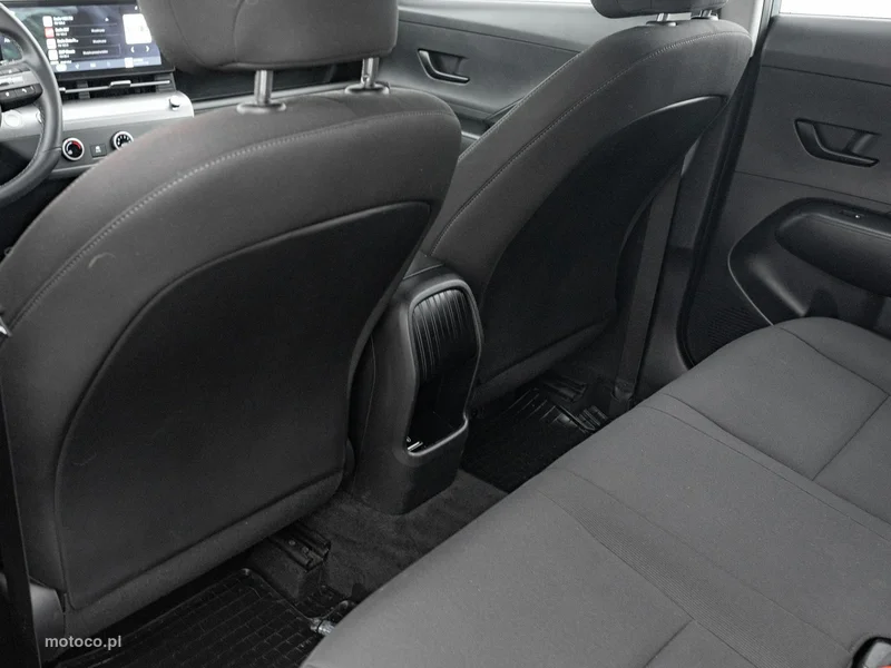 Hyundai KONA 24
