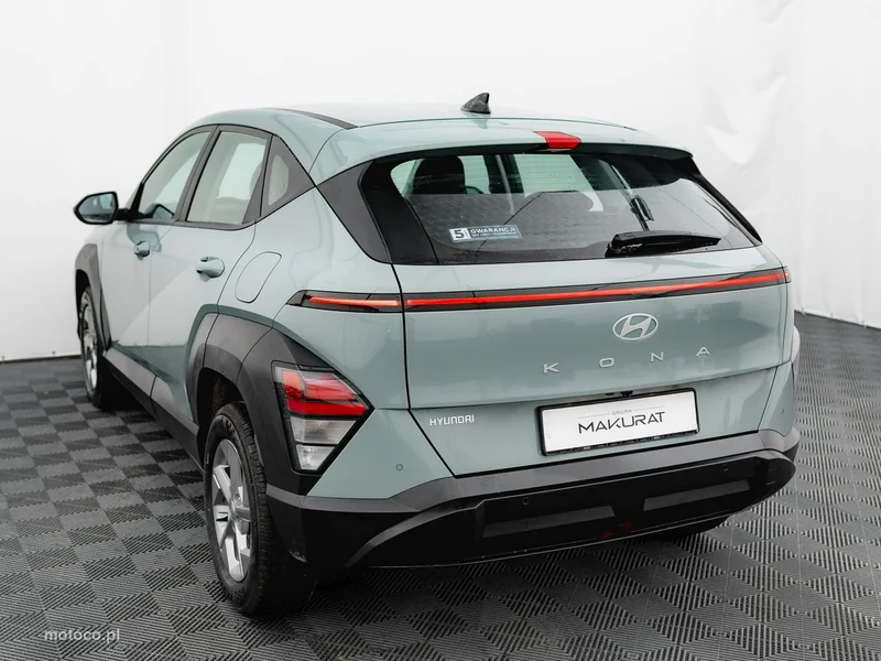 Hyundai KONA 4