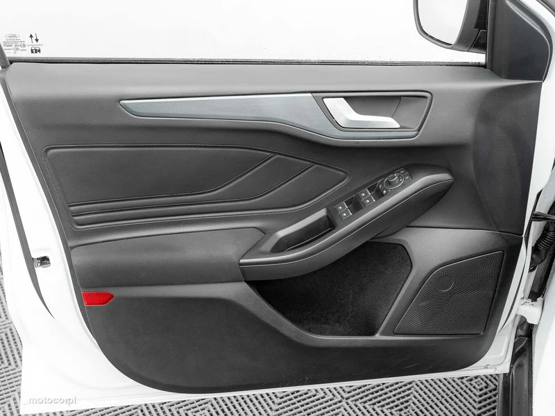 Ford Focus IV 11