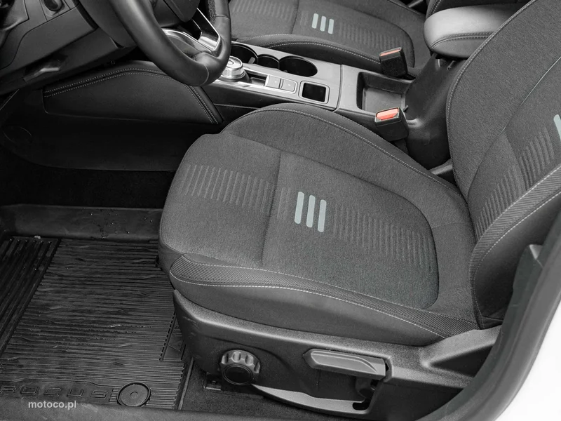Ford Focus IV 12