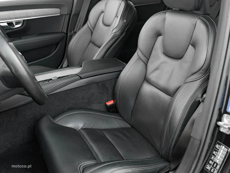Volvo V90 Cross Country 14