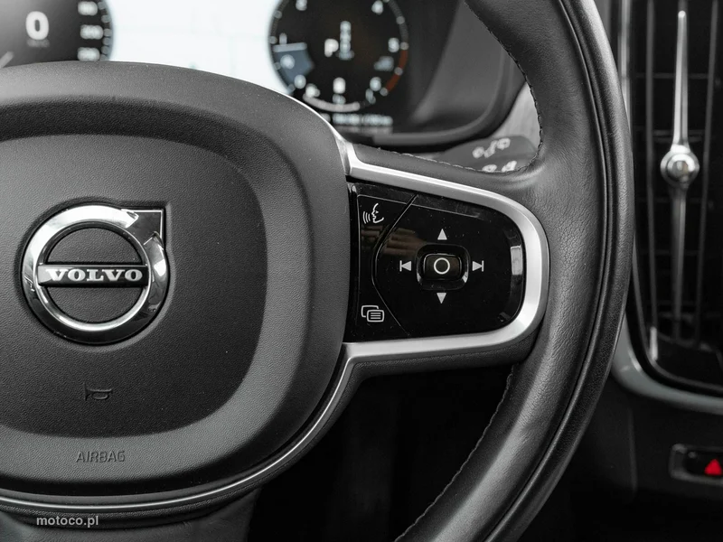 Volvo V90 Cross Country 17