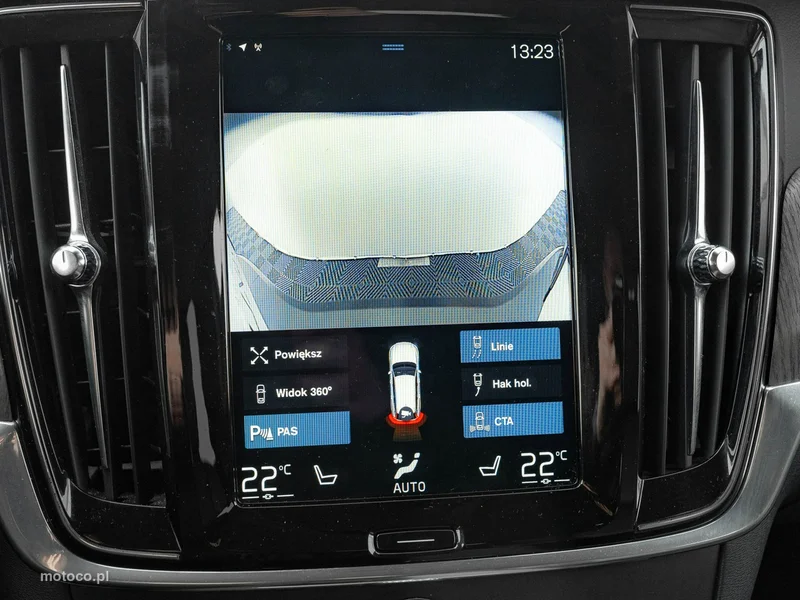 Volvo V90 Cross Country 25