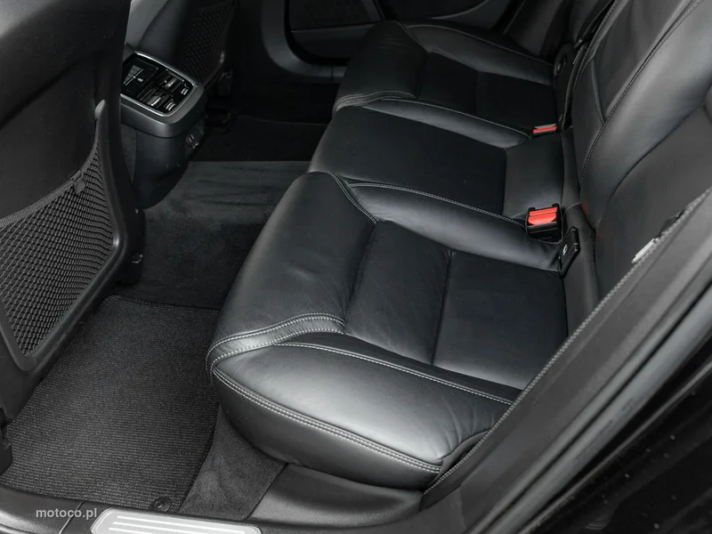 Volvo V90 Cross Country 28