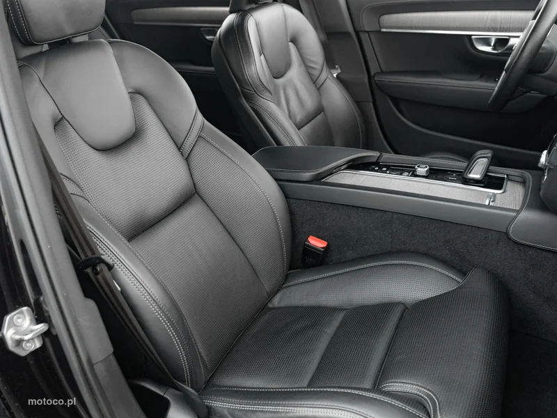 Volvo V90 Cross Country 33