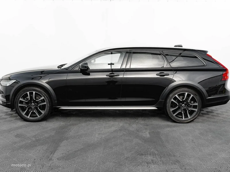 Volvo V90 Cross Country 9
