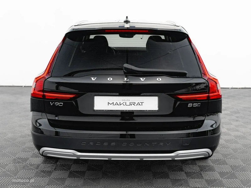 Volvo V90 Cross Country 10