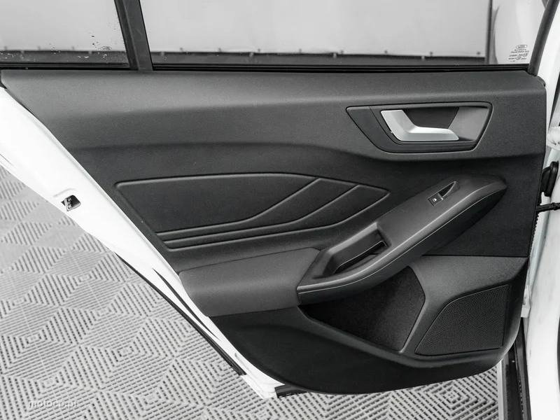 Ford Focus IV 25