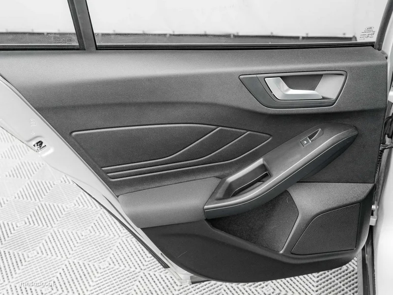 Ford Focus IV 25