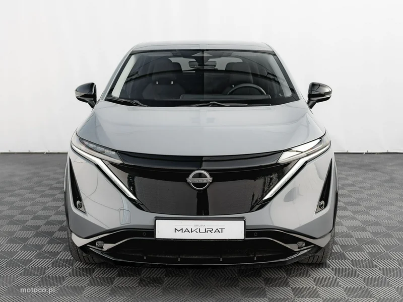 Nissan Ariya 7