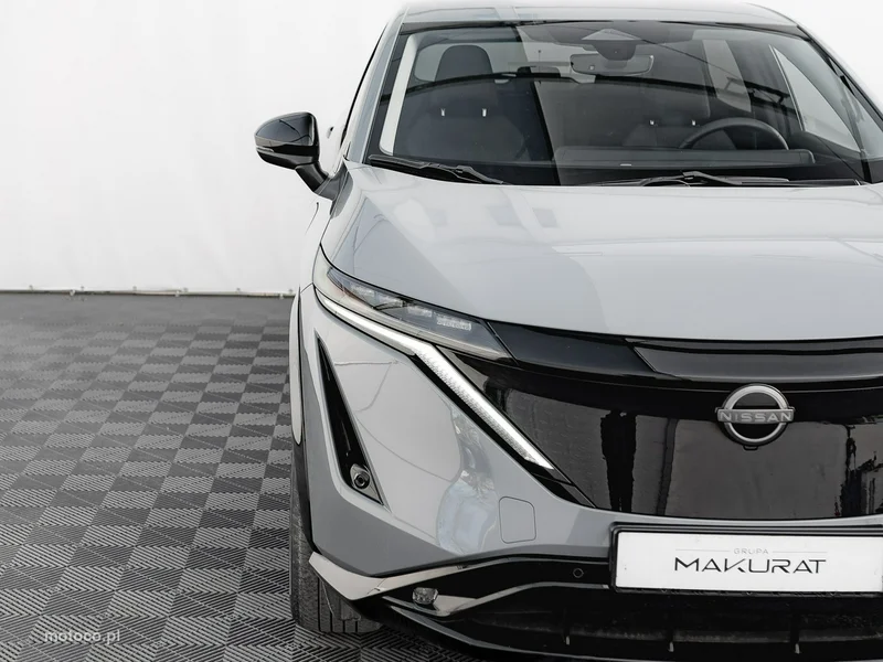 Nissan Ariya 8