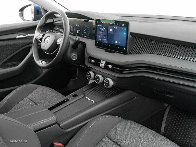 Skoda Superb III 32