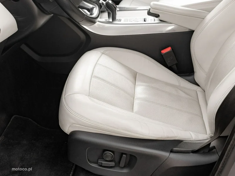 Land Rover Range Rover Sport 12