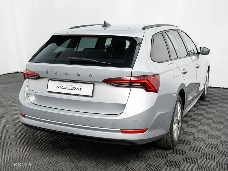 Skoda Octavia IV 5
