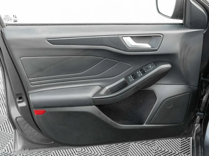 Ford Focus IV 12