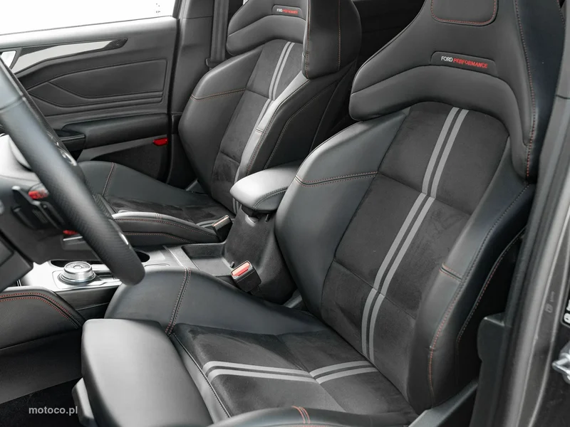 Ford Focus IV 14