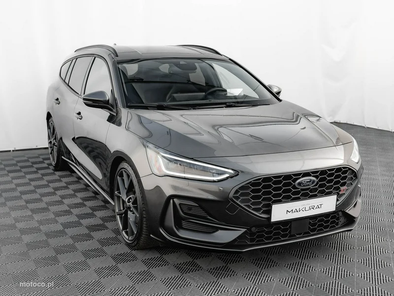 Ford Focus IV 3