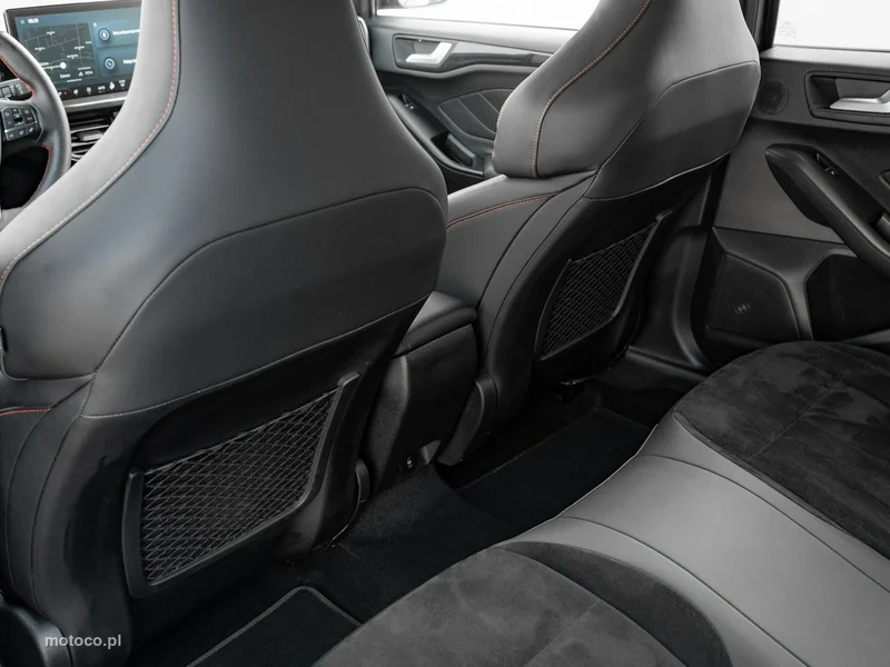 Ford Focus IV 26