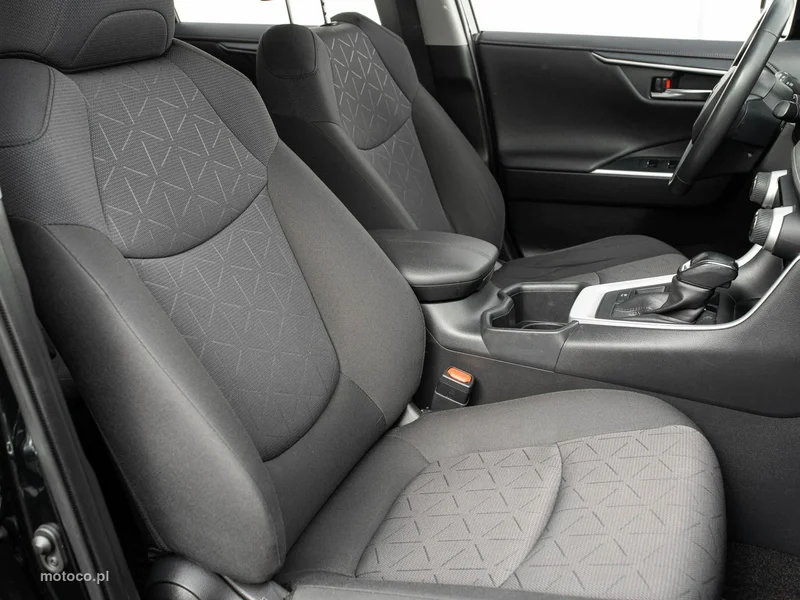 Toyota RAV 4 XA50 26