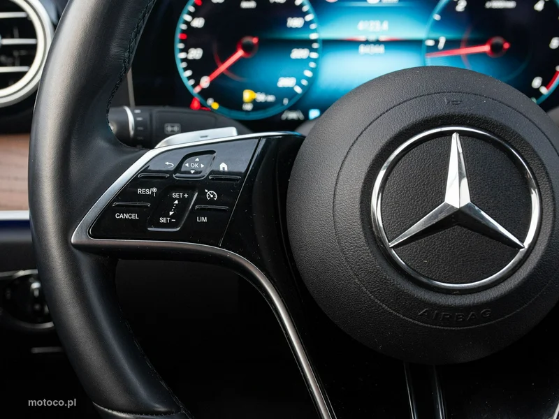 Mercedes-Benz Klasa E W213 E 220 16