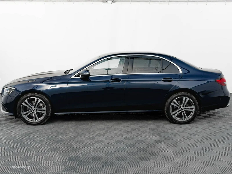 Mercedes-Benz Klasa E W213 E 220 9