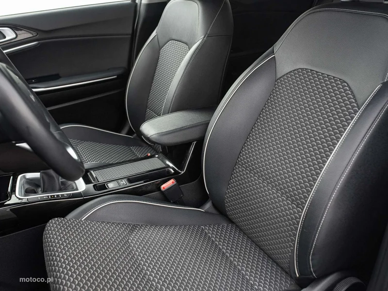 Kia Cee'd 12