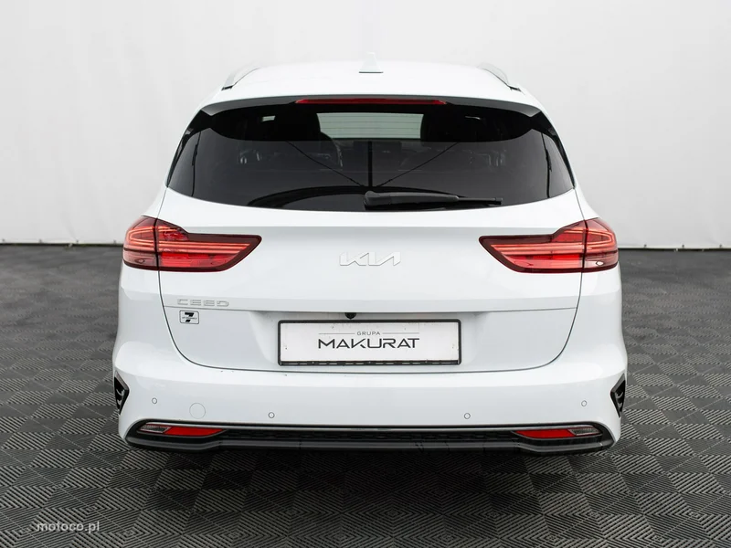 Kia Cee'd 9