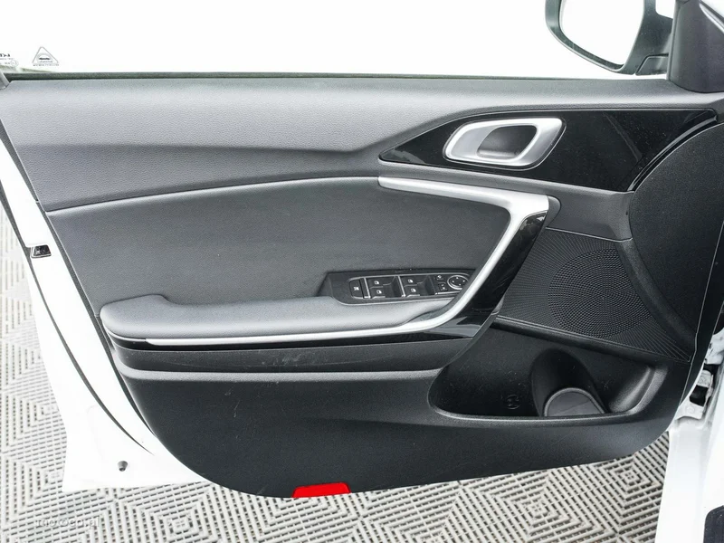 Kia Cee'd 10