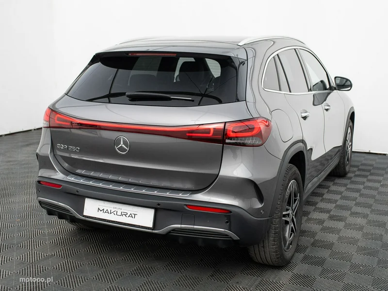 Mercedes-Benz EQA 5