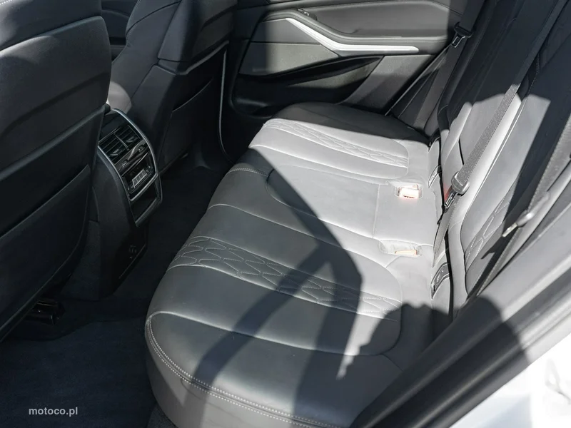 BMW X5 G05 24