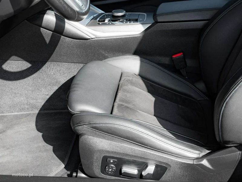 BMW Seria 2 G42 230 13