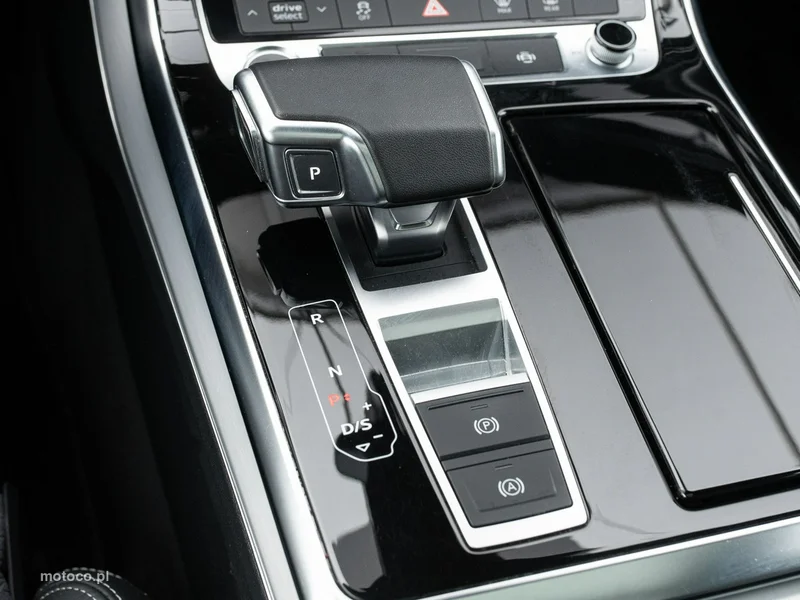 Audi Q8 4M 16