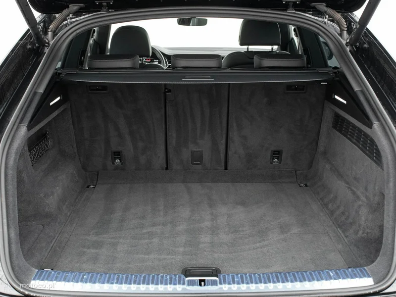 Audi Q8 4M 23
