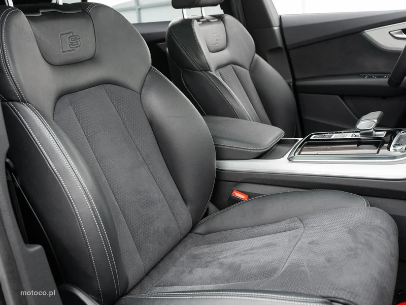 Audi Q8 4M 26