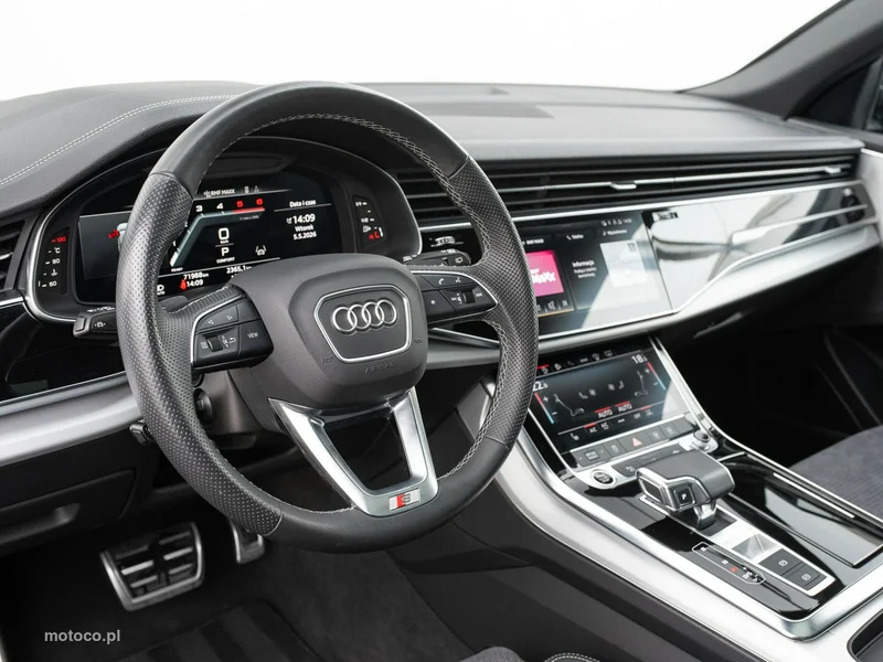 Audi Q8 4M 6