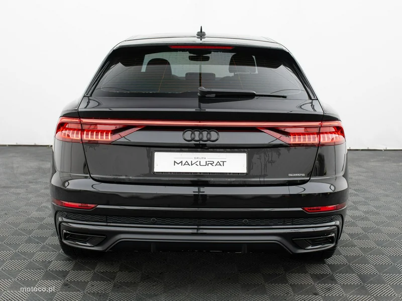 Audi Q8 4M 8