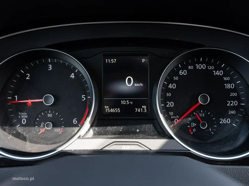 Volkswagen Passat B8 12