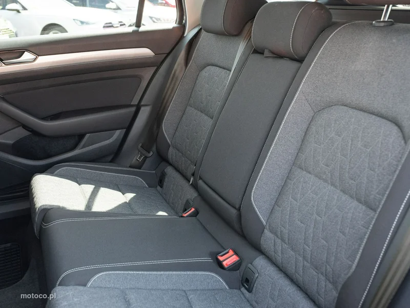 Volkswagen Passat B8 21