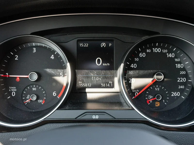 Volkswagen Passat B8 12