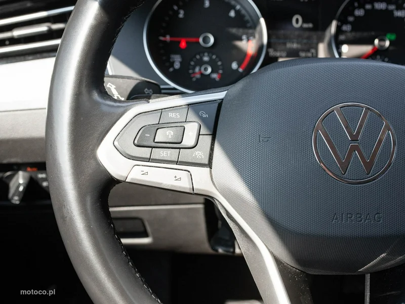Volkswagen Passat B8 13