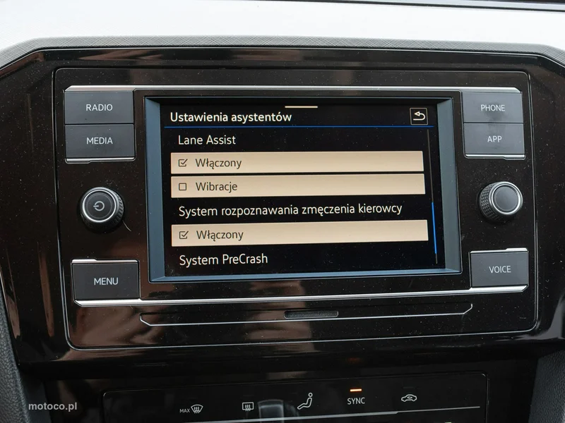 Volkswagen Passat B8 23