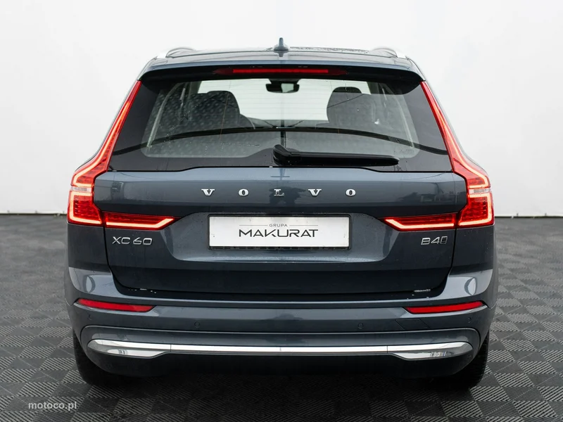 Volvo XC 60 8