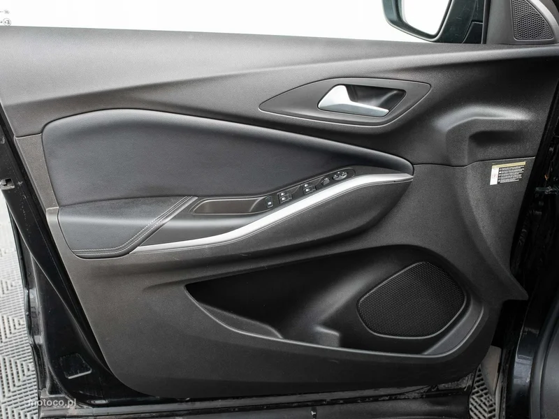 Opel Grandland I 9