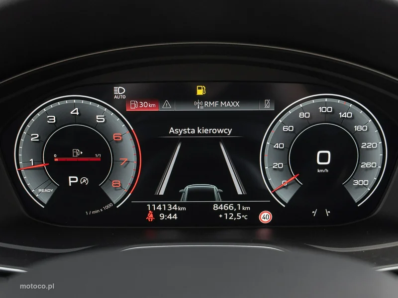 Audi A4 B9 15