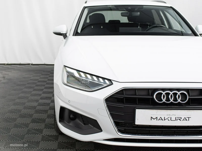Audi A4 B9 8